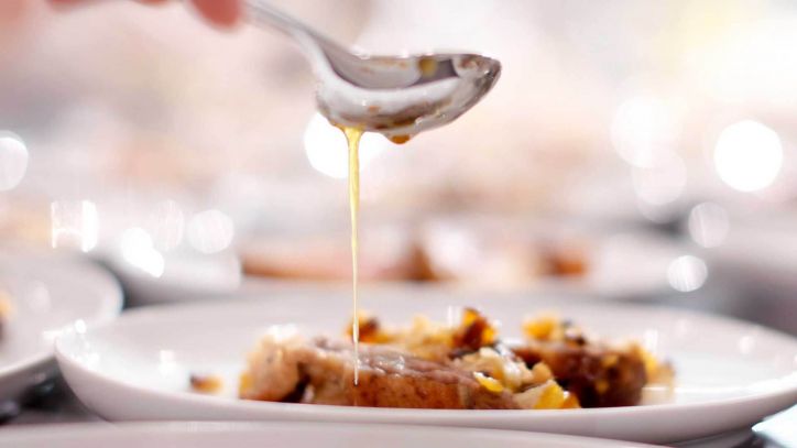 Ohne Sauce kein Vergnügen. Von Aioli bis Zitronendressing, von Fischfond bis Rinderbrühe – nach diesem Kurs können Sie Saucen.  Kochkurs Saucenliebe
