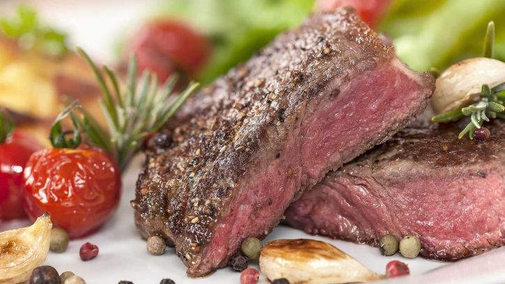 Die Lieblinge aller Grillfans! Wie feuern uns mit vier Gängen auf den Grill-Olymp – sogar das Dessert kommt in die Glut Kochkurs Best of BBQ — Unbegrenzte Möglichkeiten