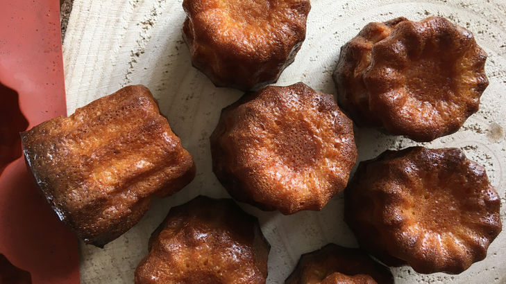 Canelés bordelais