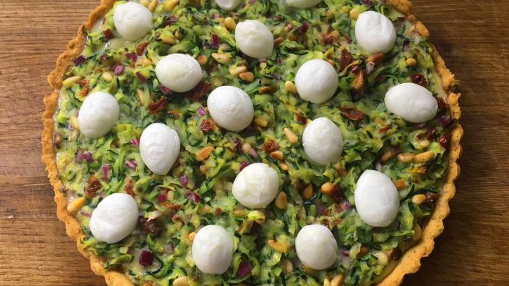 Zucchini-Tarte mit Parmesanmürbeteig
