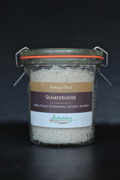 Fantastische Salzmischungen und Gewürze ✓ handgefertigt ✓ auf Fleur de Sel-Basis ✓ getrocknete Kräuter, Gewürze, Extrakte von Gemüse und Obst. Die exklusiven Salz- und Gewürzmischungen sind nur in den Kochateliers erhältlich – verpackt in einem schönen Weck-Glas auch ein schönes Geschenk! Salze und Gewürze - exklusive Mischungen